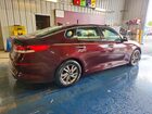 2019 Kia Optima Lx Бордовый vin: 5XXGT4L32KG344191