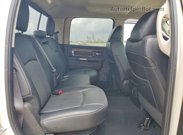 1C6RR7NM9JS355120 2018 RAM 1500 White Rear interior view