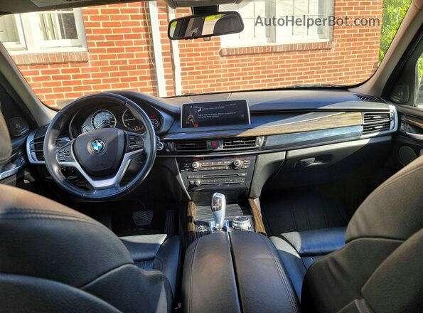 5UXKR0C56G0P23396 2016 BMW X5 Серебряный Вид задних сидений