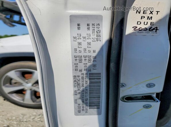 1C4PJLDB6KD357042 2019 JEEP CHEROKEE Белый Панорамный вид салона 360°