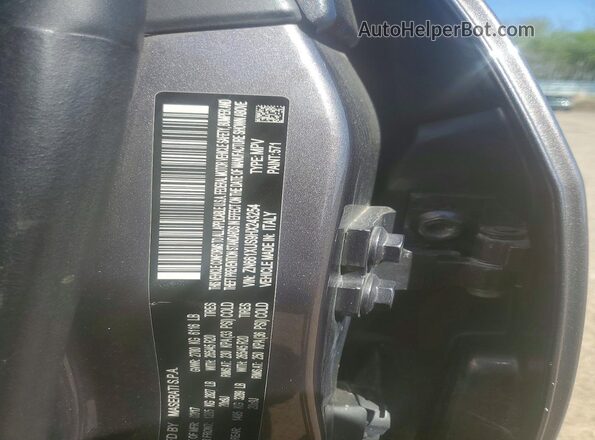 ZN661XUS9HX243254 2017 MASERATI LEVANTE Gray 360 interior view
