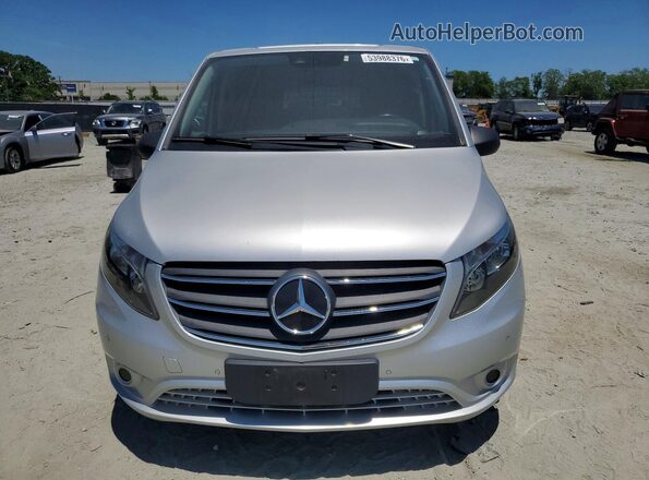 W1YV0BEY8M3907787 2021 MERCEDES-BENZ METRIS Silver Widok z tyłu