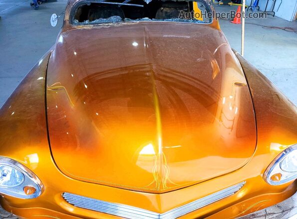 309817L128 1951 MERCURY MONTEREY Orange უკანა სალონის ხედი