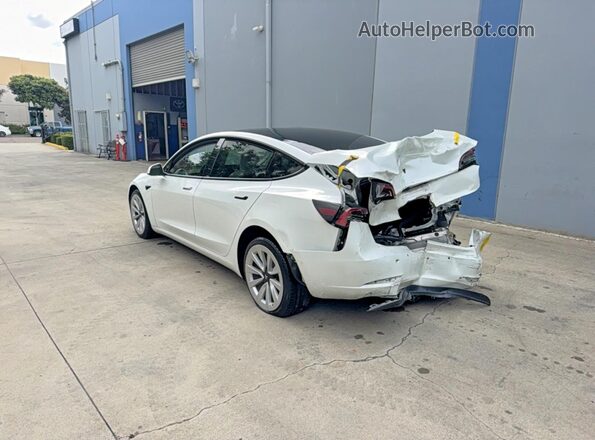 5YJ3E1EB1NF241508 2022 TESLA MODEL Белый Передняя правая четверть