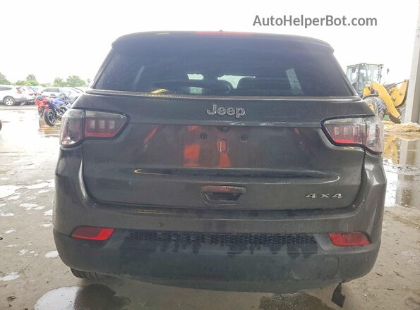 3C4NJDCN2RT596309 2024 JEEP COMPASS Серый Вид салона спереди