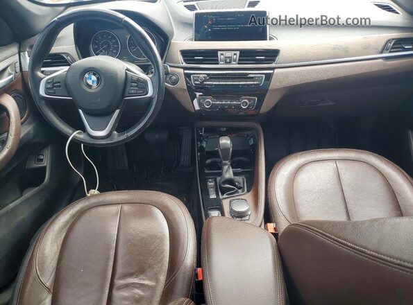 WBXHT3Z30G4A50978 2016 BMW X1 Silver Вид щитка приладів