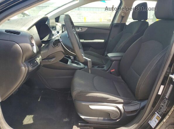 3KPF24ADXKE122727 2019 KIA FORTE Черный Вид панели приборов