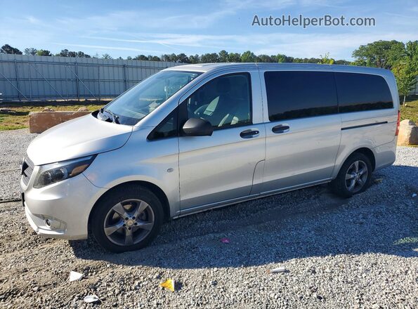WD4PG2EE5H3302314 2017 MERCEDES-BENZ METRIS Silver Tył lewy