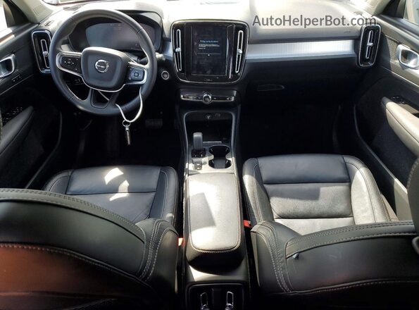 YV4162UK6N2761960 2022 VOLVO XC40 Черный Вид щитка приборов