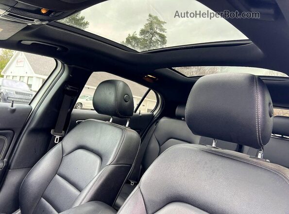 WDCTG4GB0KU004823 2019 MERCEDES-BENZ GLA Белый Вид задних сидений