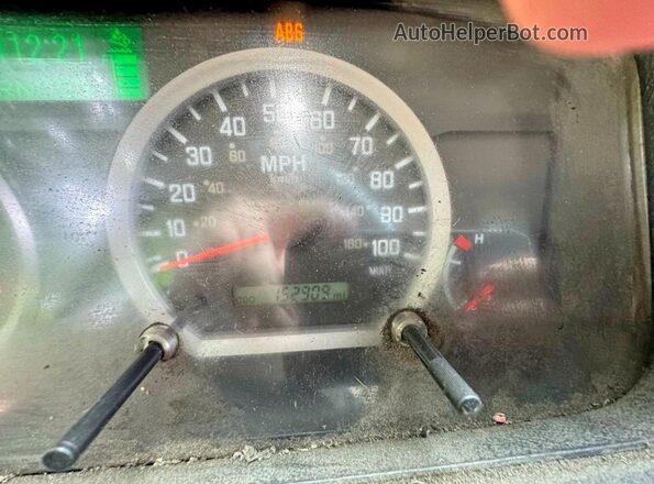 JALB4T170H7W00786 2017 ISUZU NPR White Vista del cuadro de instrumentos