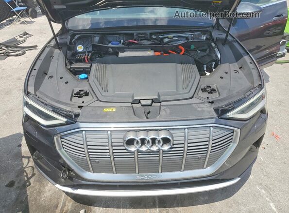 WA1VAAGE8KB025000 2019 AUDI E-TRON Серый Вид наклейки с VIN-кодом