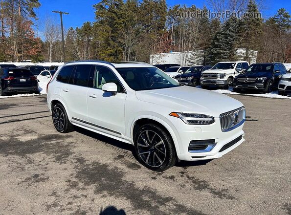YV4BR0CK7M1700459 2021 VOLVO XC90 Белый Передняя левая четверть