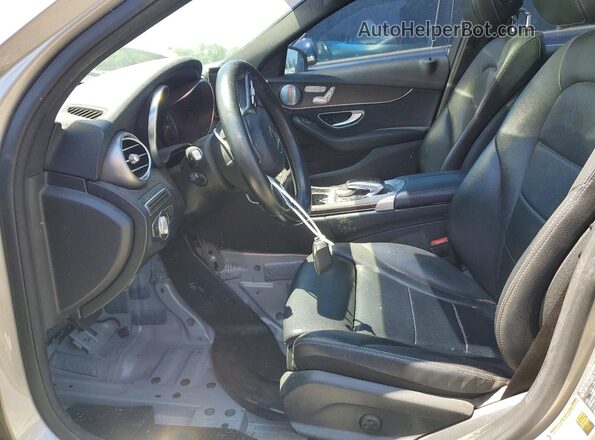 55SWF8EB0KU301386 2019 MERCEDES-BENZ C Gray Dashboard view