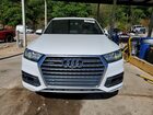 2017 Audi Q7 Premium Plus Белый vin: WA1LAAF73HD021931
