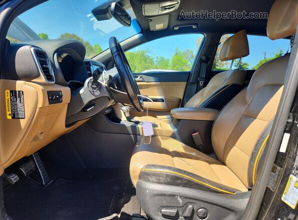 KNDPRCA65H7093349 2017 KIA SPORTAGE Черный Вид панели приборов