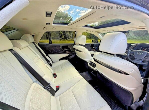 JTHD51GF1M5008943 2021 LEXUS LS Black Вид салону спереду