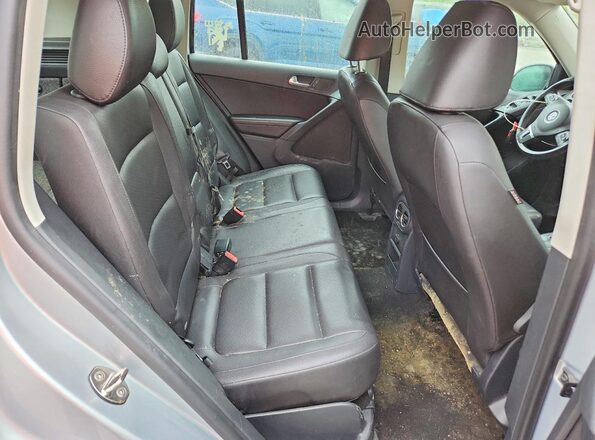 WVGBV7AX3HK013626 2017 VOLKSWAGEN TIGUAN Серебряный Вид подкапотного пространства