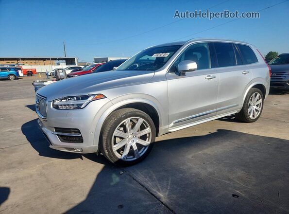 YV4A22PL8J1199706 2018 VOLVO XC90 Серебряный Передняя левая четверть