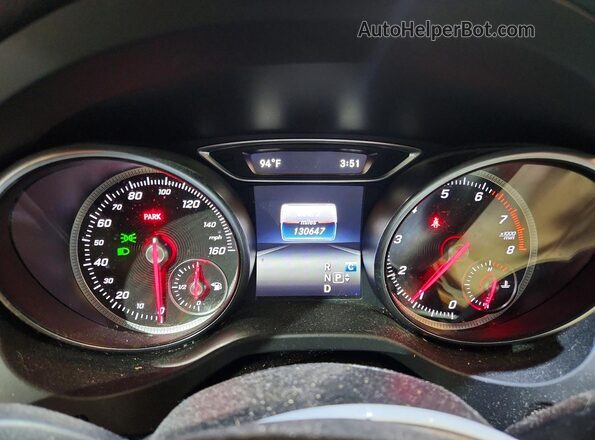 WDCTG4GB3JJ452666 2018 MERCEDES-BENZ GLA Серый Вид задних сидений