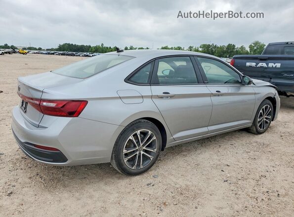 3VWBX7BU3SM076029 2025 VOLKSWAGEN JETTA Серебряный Передняя правая четверть