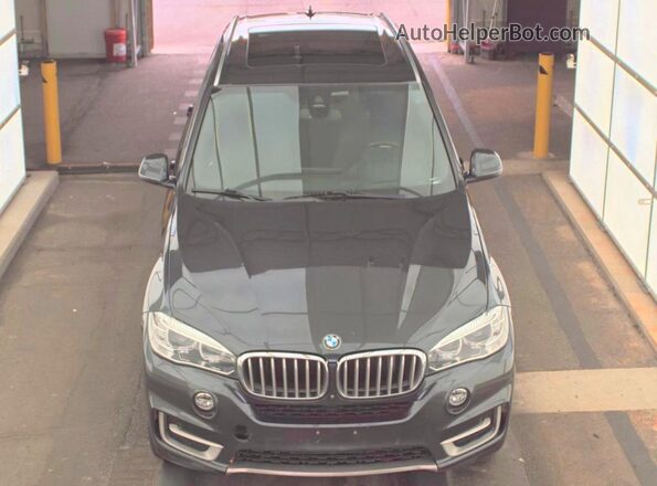 5UXKR0C54J0X91963 2018 BMW X5 Серый 