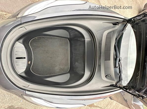 5YJ3E1EB1JF119497 2018 TESLA MODEL Серый Вид панели приборов