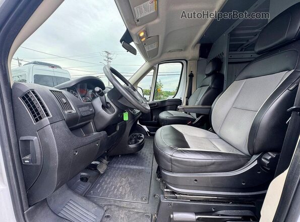 3C6TRVAG0HE513562 2017 RAM PROMASTER Белый Вид сзади