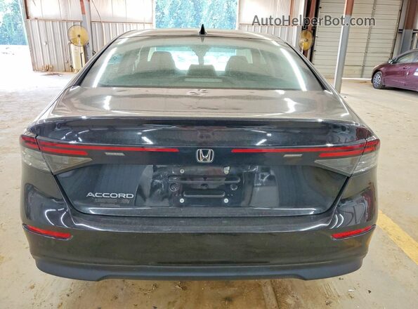 1HGCY1F2XPA037812 2023 HONDA ACCORD Черный Вид салона спереди