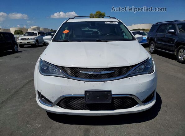 2C4RC1BG3HR587844 2017 CHRYSLER PACIFICA Белый Вид сзади