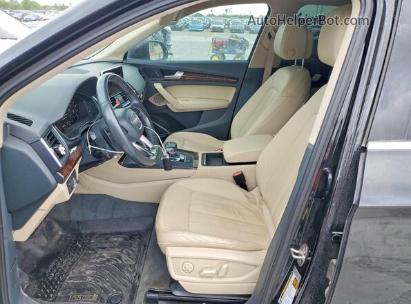 WA1BNAFY9J2002200 2018 AUDI Q5 Черный Вид панели приборов