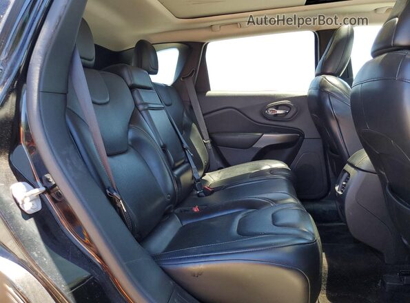 1C4PJMDXXKD237312 2019 JEEP CHEROKEE Черный Вид подкапотного пространства