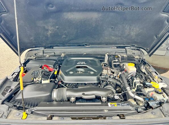 1C4HJXDN1LW204256 2020 JEEP WRANGLER Черный Вид салона спереди