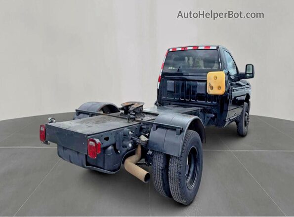 3C7WRSBL4PG516115 2023 RAM 3500 Черный Вид спереди
