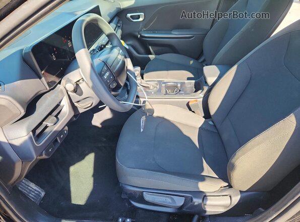 3KPFT4DEXTE286305 2026 KIA K4 Black Vista del salpicadero