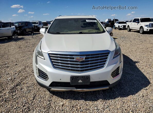 1GYKNFRS3HZ190413 2017 CADILLAC XT5 Белый Вид сзади