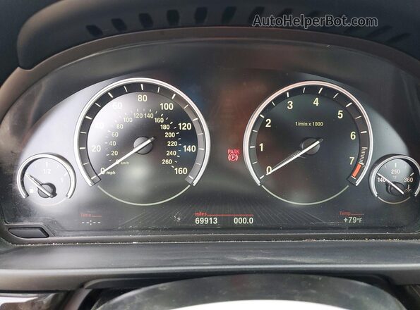 WBA5B1C53GG130446 2016 BMW 5 SERIES Silver Widok tylnych siedzeń