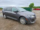 2018 Chrysler Pacifica Gray vin: 2C4RC1BG2JR123546