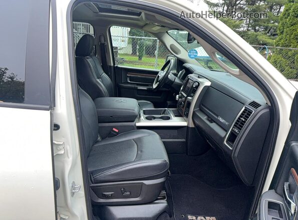 1C6RR7NM9JS254451 2018 RAM 1500 White Rear view