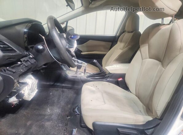 4S3GTAA65K3759548 2019 SUBARU IMPREZA Белый Вид панели приборов