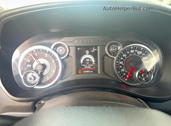 3C6UR5DL1NG125026 2022 RAM 2500 Белый Вид щитка приборов