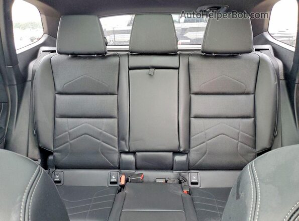 WBX73EF04S5055795 2025 BMW X1 Синий Вид задней части салона
