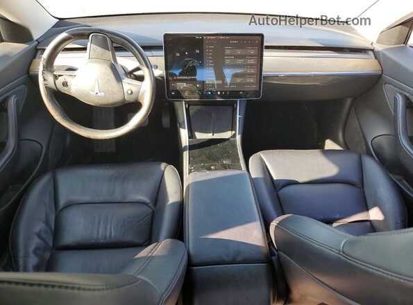 5YJ3E1EA4KF410603 2019 TESLA MODEL Черный Вид щитка приборов