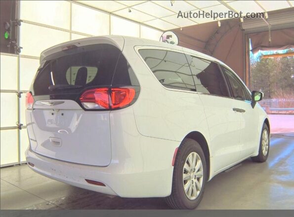2C4RC1AG8LR244215 2020 CHRYSLER VOYAGER White Vista frontal