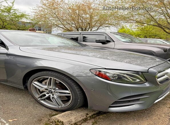 WDDZF4KB2JA403992 2018 MERCEDES-BENZ E Серый Передняя левая четверть