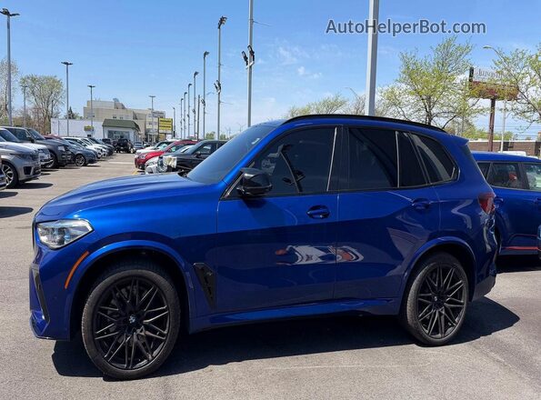 5YMJU0C09M9E32439 2021 BMW X5 Синий Вид салона спереди
