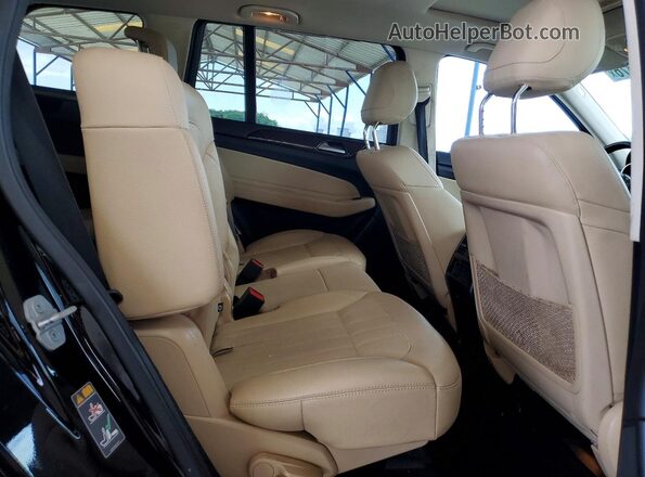 4JGDF6EE6HA844214 2017 MERCEDES-BENZ GLS Black Widok wnętrza z tyłu