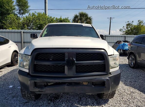 3C7WR5HJ0JG333888 2018 RAM 2500 Белый Вид сзади
