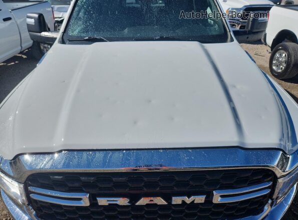 3C6UR5DL2PG537684 2023 RAM 2500 Белый Панорамный вид салона 360°
