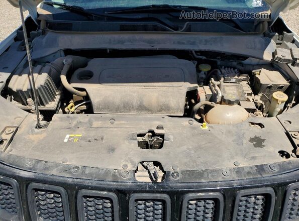 3C4NJDBB9JT239513 2018 JEEP COMPASS Белый Вид наклейки с VIN-кодом